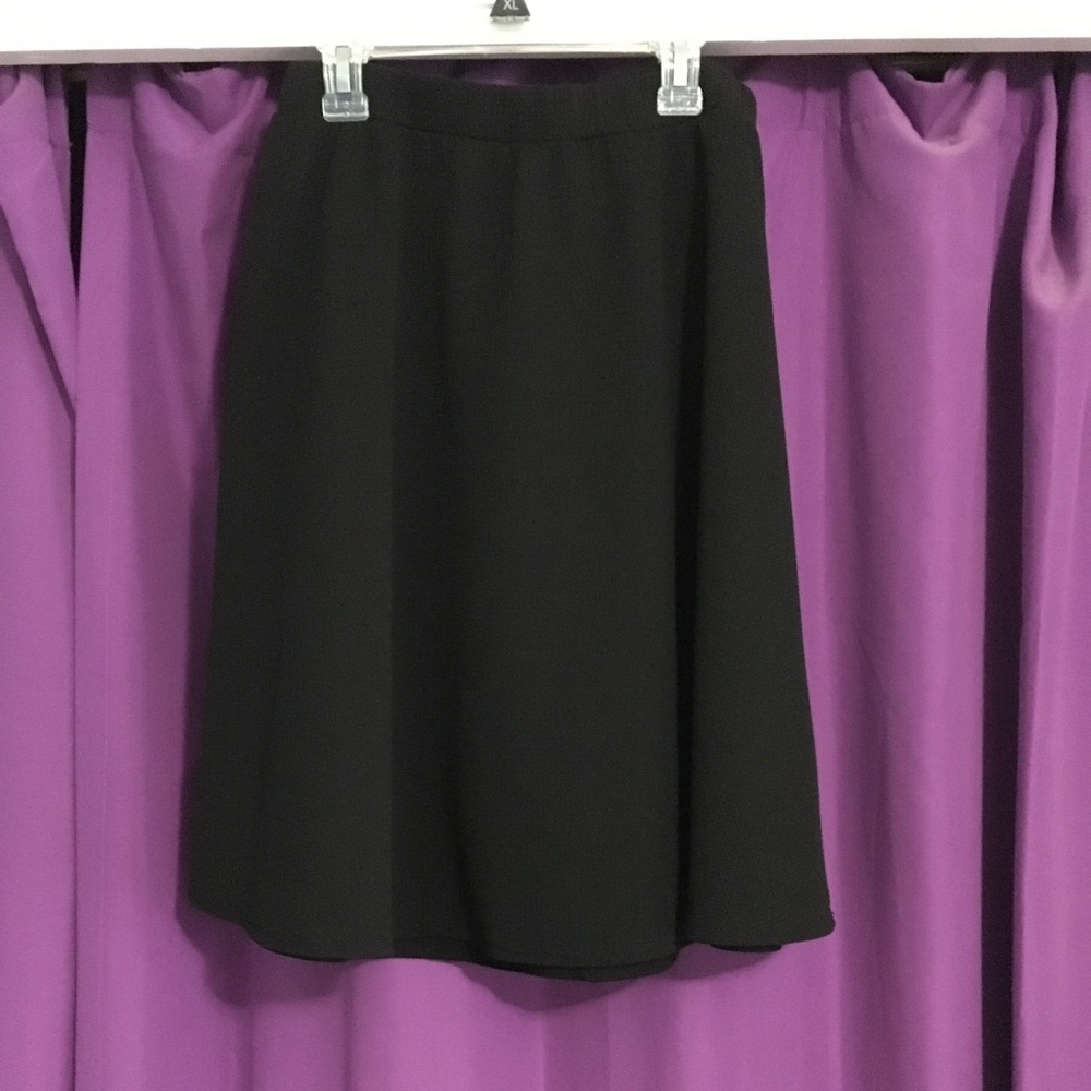 Black skater skirt.